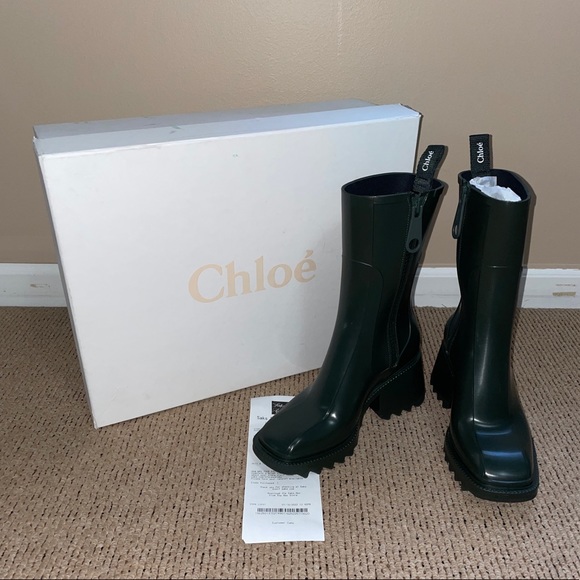 Chloe Boot - Picture 2 of 9